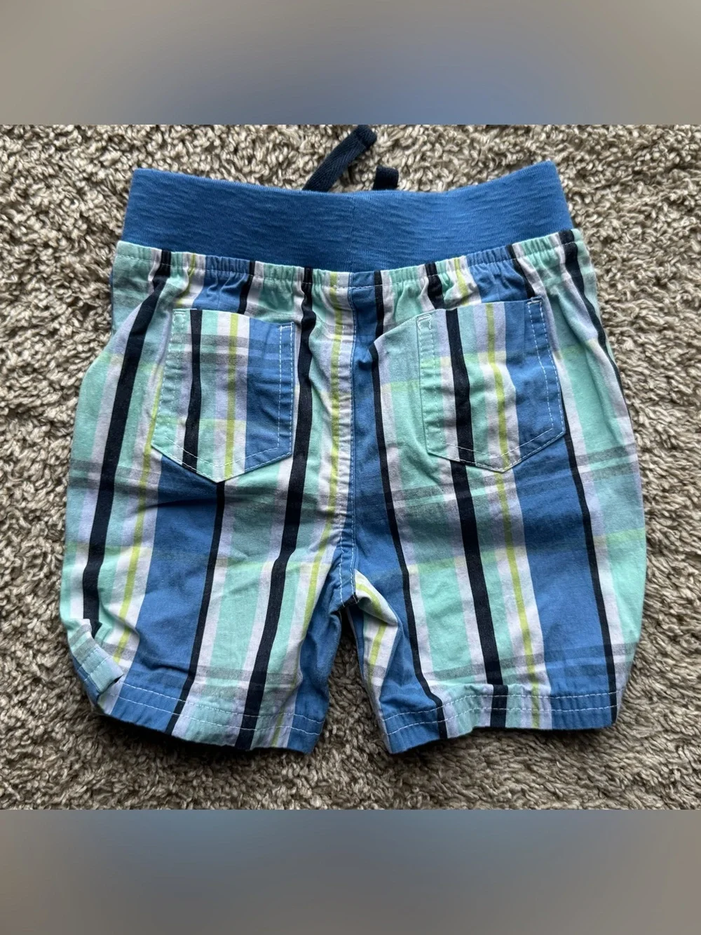 Lullaby Lane 2-Piece Baby Outfit Set Blue Plaid Shorts Tank Top 6-9 Months